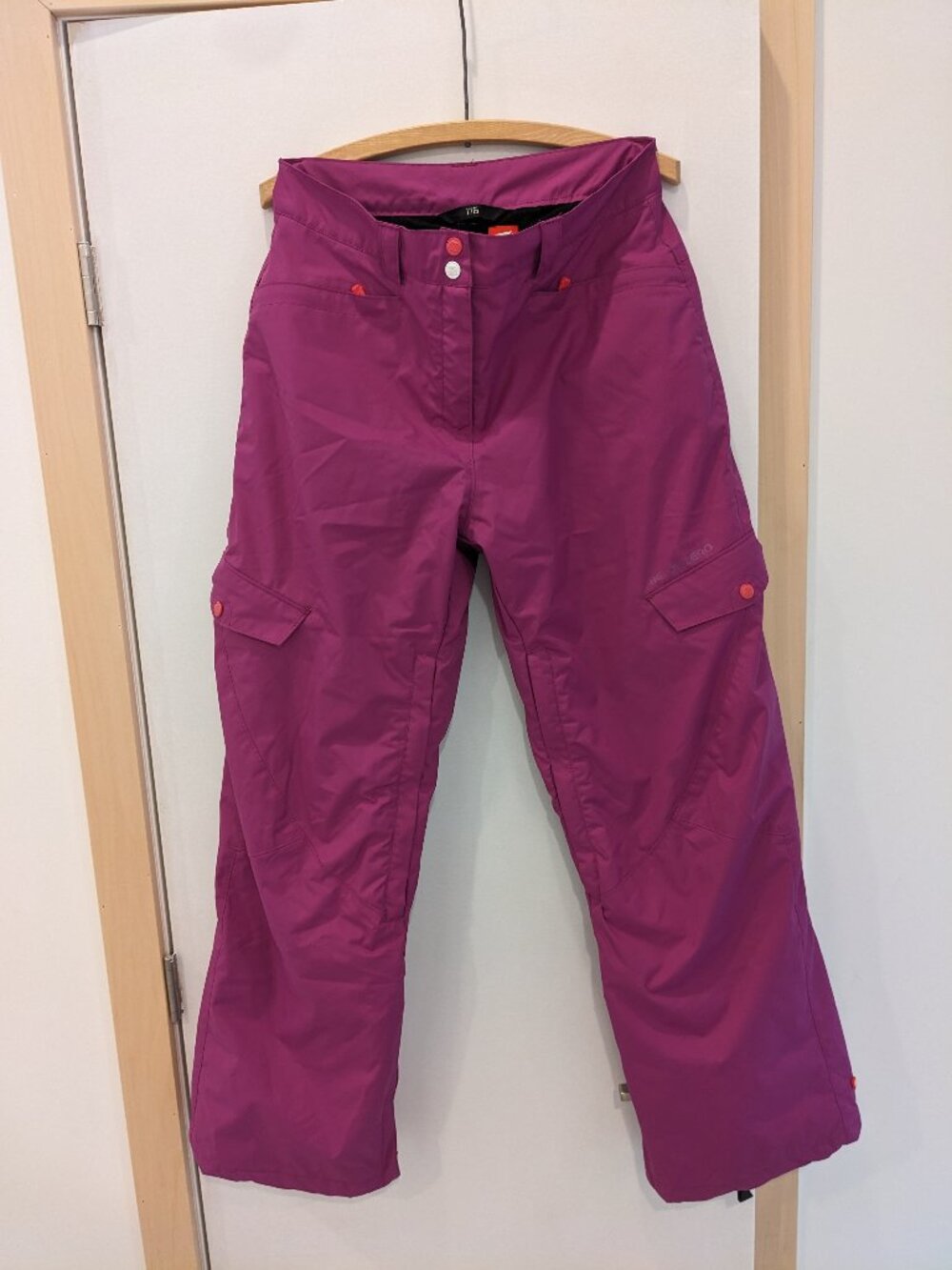 Below Zero snowpants